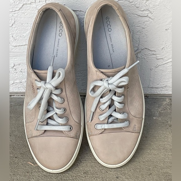 ECCO SNEAKERS SIZE 10 - Picture 3 of 6